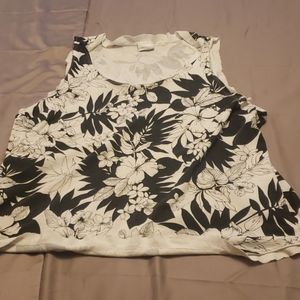 Black and White Tank Fashion Bug size large